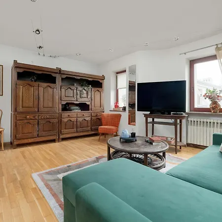 Exceptional Pet-friendly By Renters Apartment